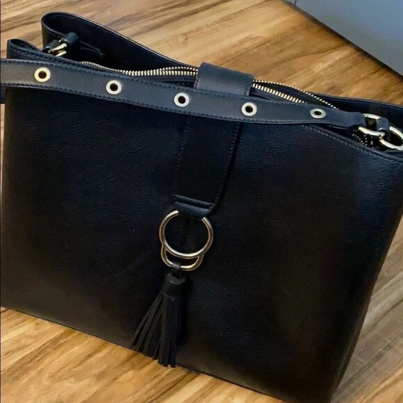 Large Black Tote Bag with Tassel NWOT - Picture 2 of 9